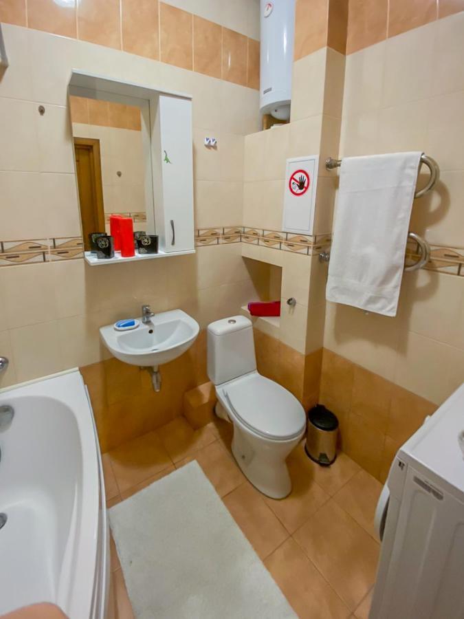 Rent Kiev Apartment 2 Min Metro Chernihivska Exterior foto
